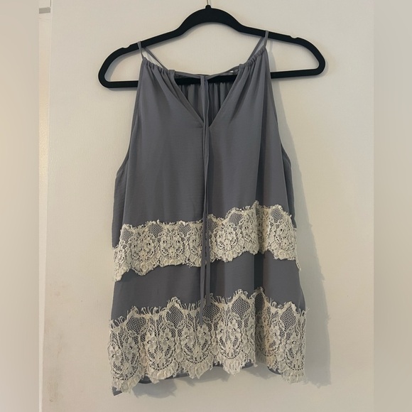 LOFT sleeveless top with lace accent size MP (G125) - Picture 8 of 12